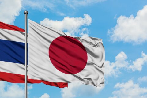 在タイ20年以上の日本人常駐スタッフが日本人をサポートします。